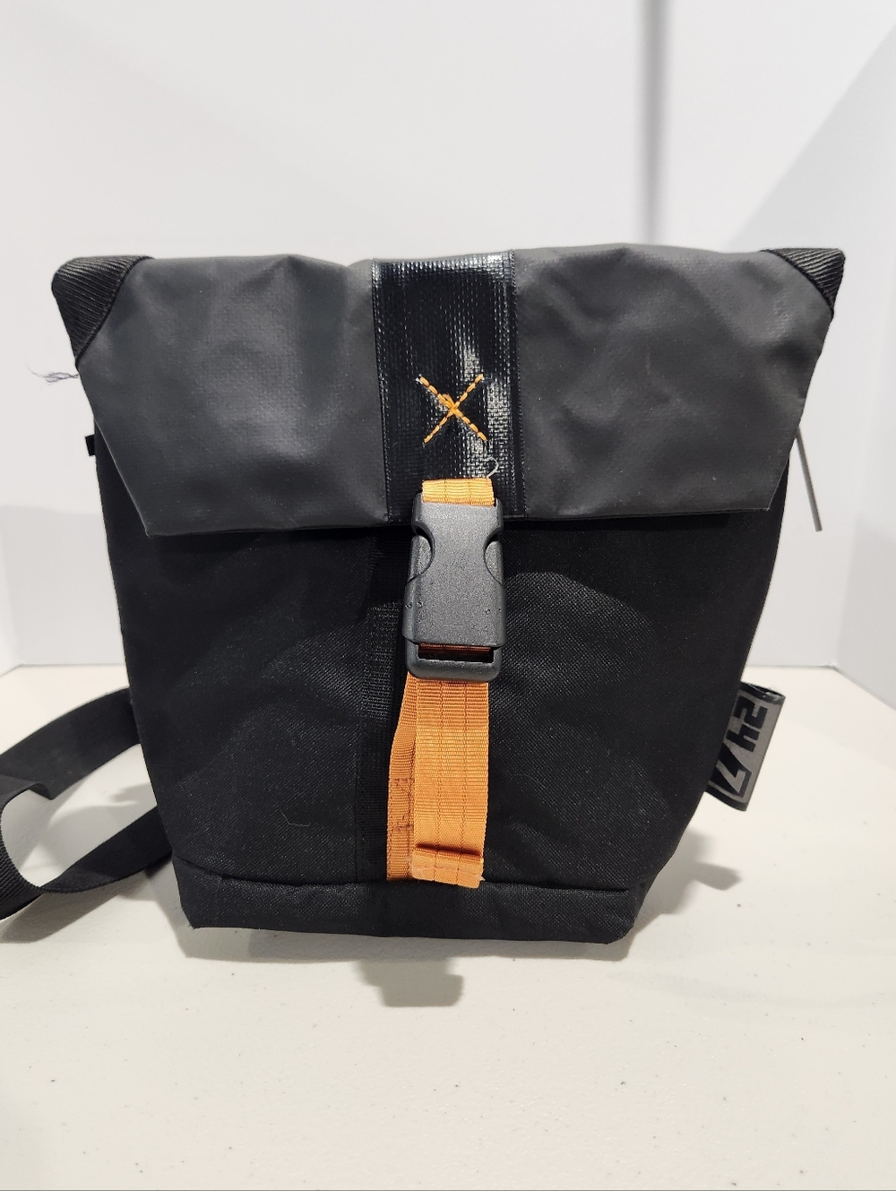 24/7 Traffic Collection Medium Holster Bag For Camera